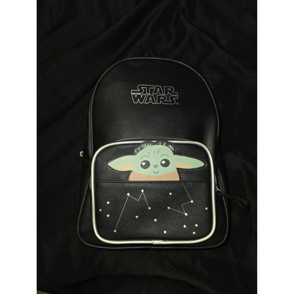 NWOT Disney star wars the mandalorian Yoda grogu constellation mini backpack!